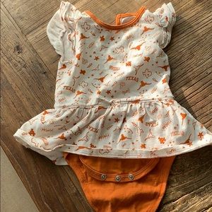 University of Texas baby bodysuit 🧡